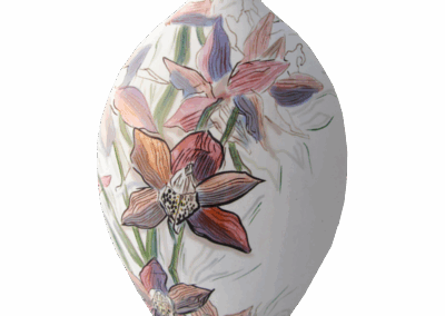 Vázy s rostlinnými motivy